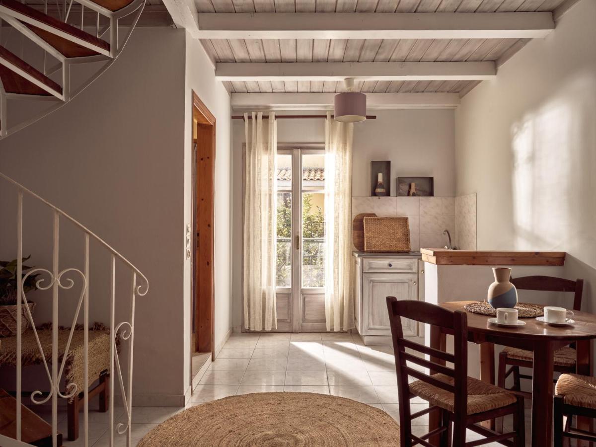 Razis Apartments Циливи Экстерьер фото